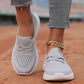 Pustende slip-on damesko med flat såle