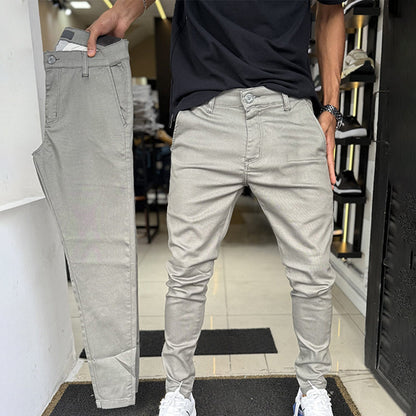 Slim-fit casual bukser i ensfarget farge for menn